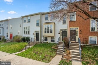Building Photo - 8113 Wooded Glen Ct