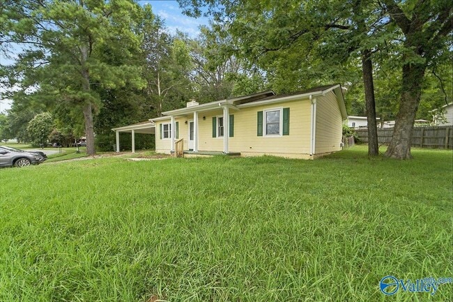 Building Photo - 13847 Mariellen Rd