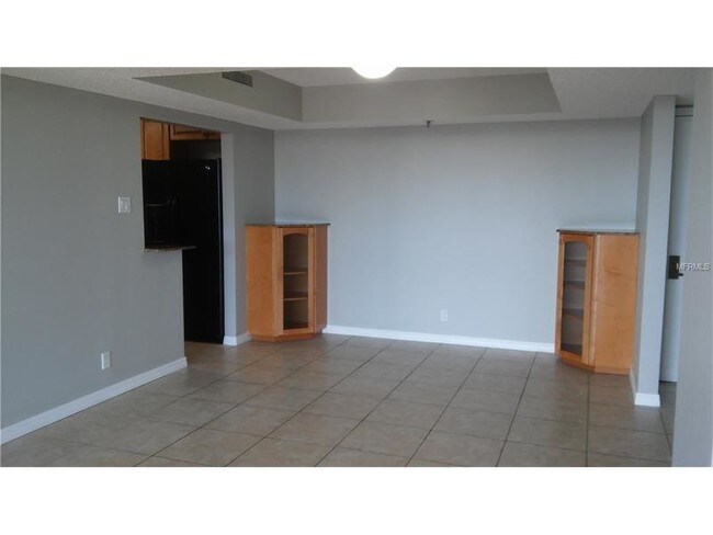 Building Photo - 3211 W Swann Ave