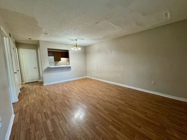 Photo - 190 Tegarden Rd Apartment