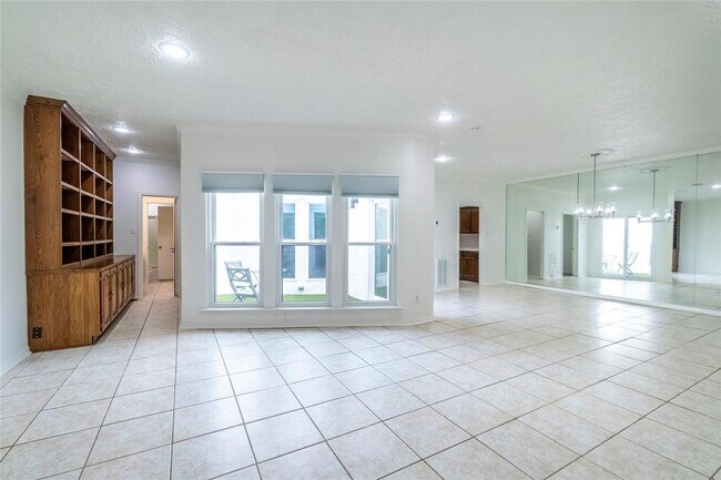 Foto del edificio - 4026 Breakwood Dr