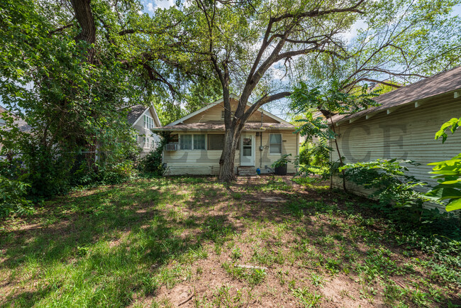 Building Photo - 1539 N Waco Ave