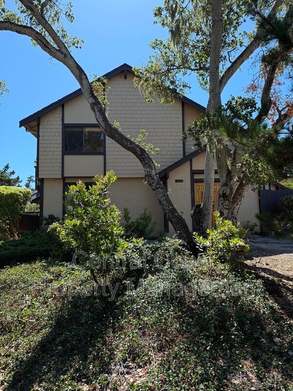 Foto del edificio - 1360 Josselyn Canyon Rd