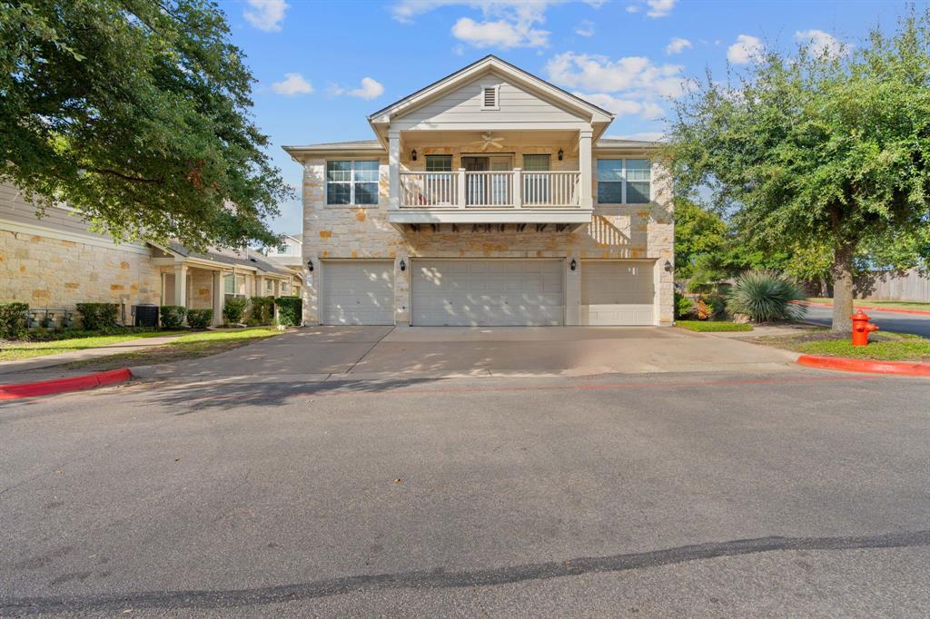 Foto principal - 1900 Scofield Ridge Pkwy