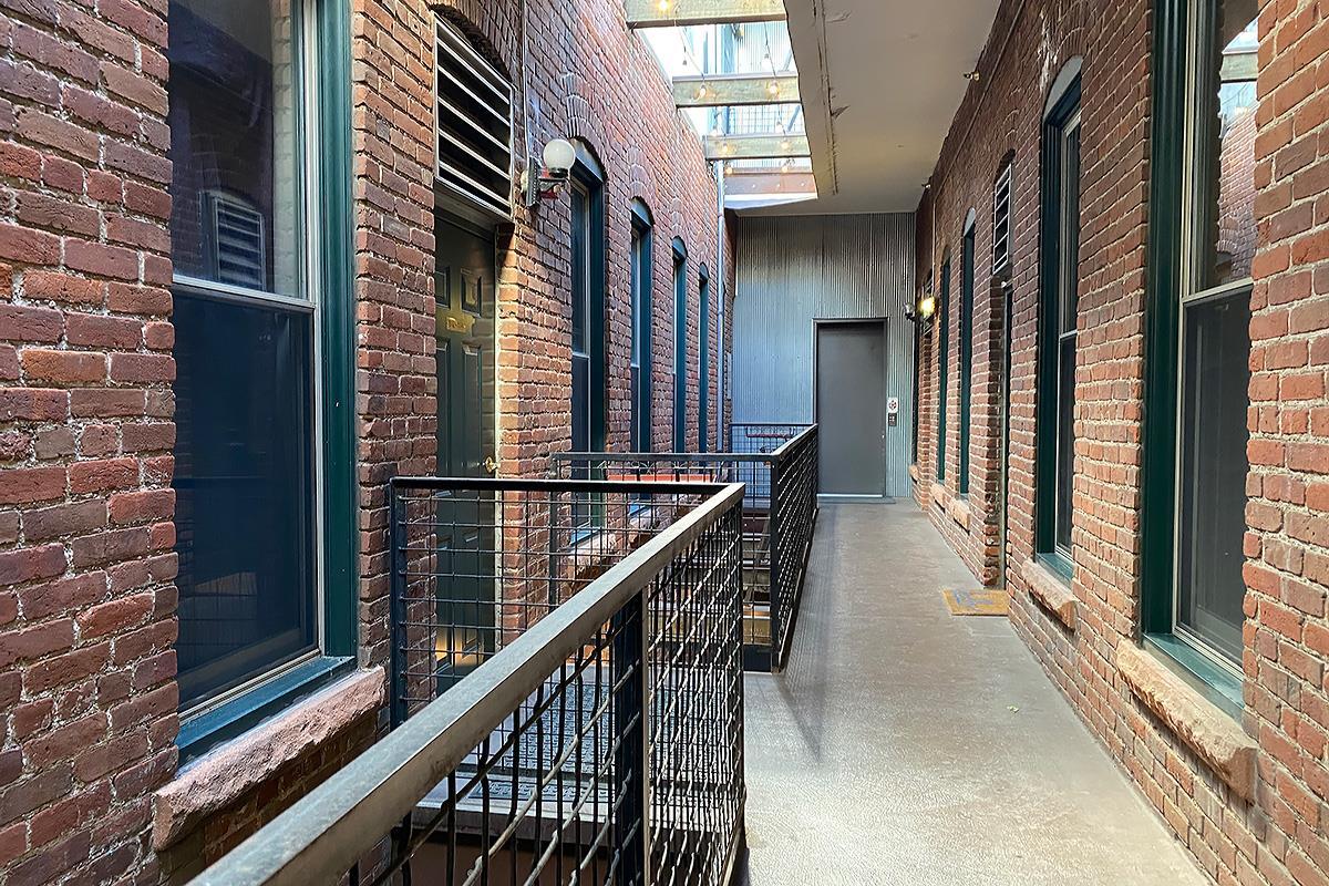 Primary Photo - Boutique Apartments