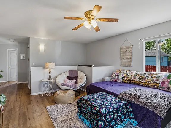 Foto del edificio - 2114 Meadow Dr