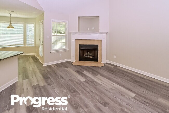 Building Photo - 10742 Wellington Dr