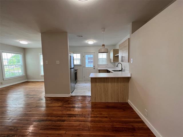 Foto del edificio - 3137 W 4th St