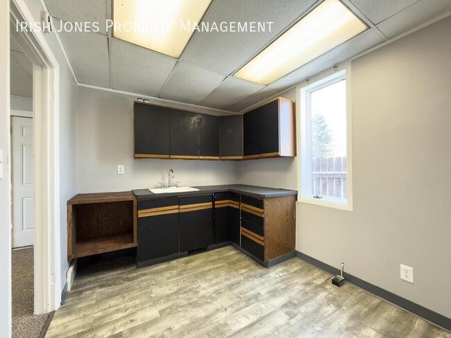 Foto del edificio - 1213 Walden Ave