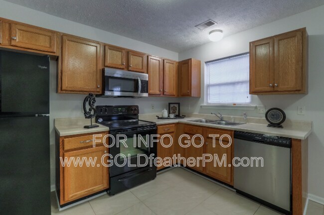 Foto del edificio - 1363 Benley St