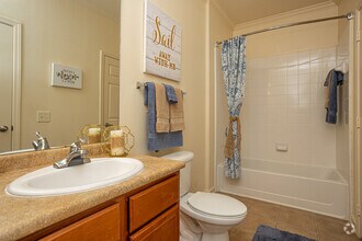 2BR, 2BA - 1,164SF - The Park at Whispering Pines