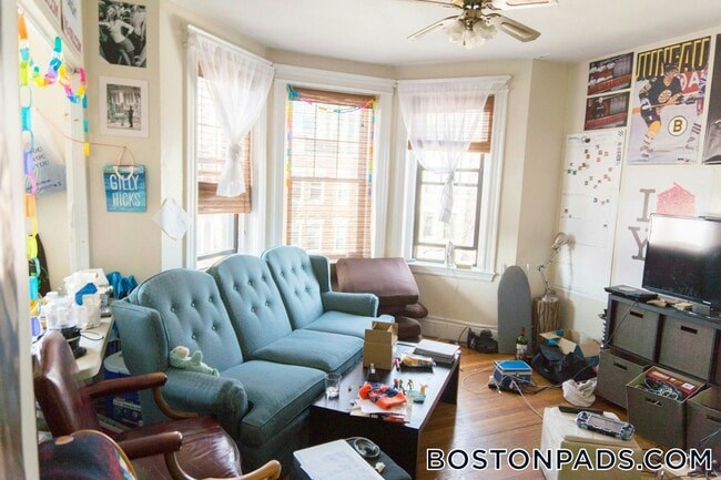 Foto del edificio - 56 Queensberry St