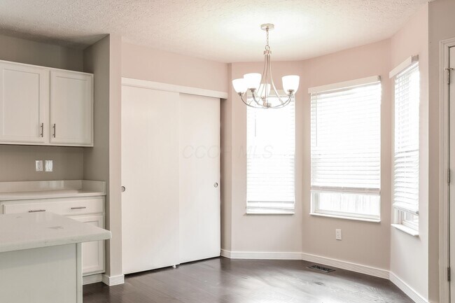 Foto del edificio - 3323 Retriever Rd