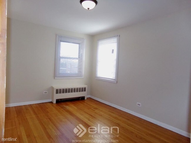Building Photo - 4925 Crain St