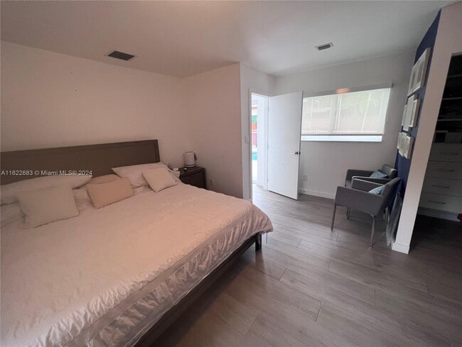 Foto del edificio - 210 SW 23rd Rd