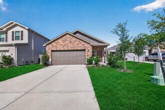 Building Photo - 16737 Oak Bough Dr