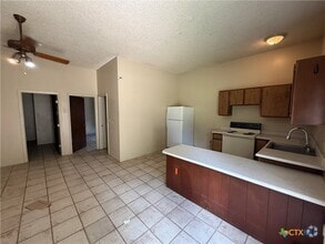 Building Photo - 1410 Marlton St