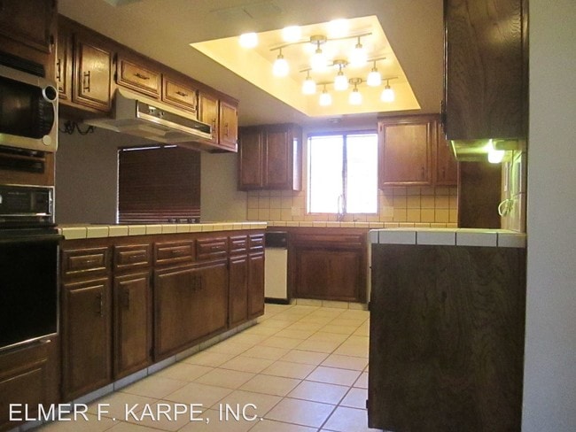 Building Photo - 3 br, 2 bath House - 2404 EL PORTAL DRIVE