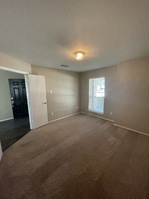 Foto del edificio - 9241 Conestoga Dr