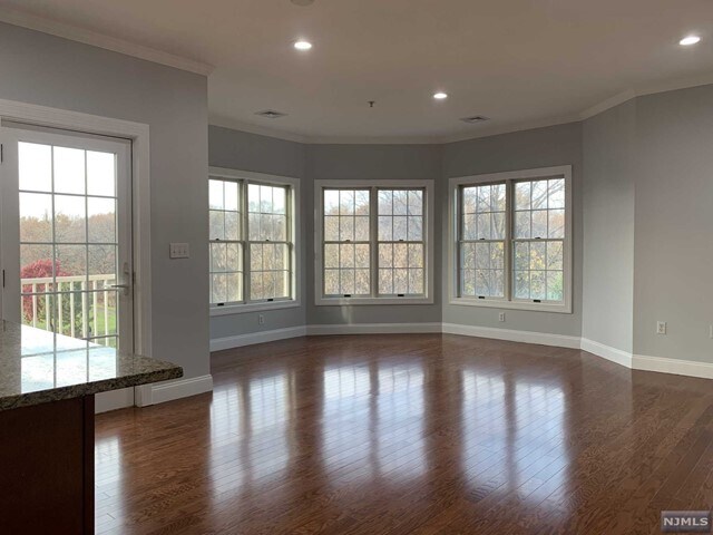 Foto principal - 1301 Windsor Park Ct