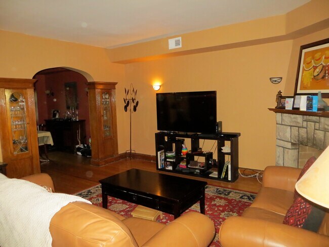 Foto del edificio - 5231 New Hampshire Ave NW