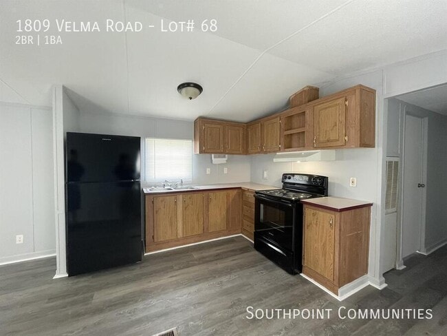 Building Photo - 1809 Velma Rd