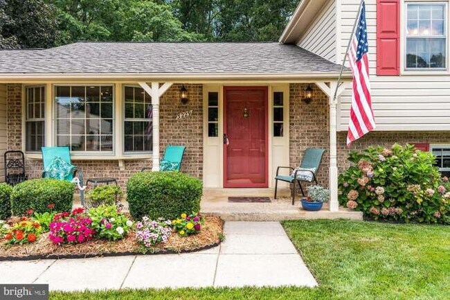 Foto del edificio - 3229 Manitoba Dr