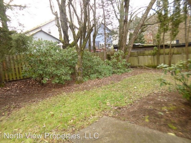 Foto del edificio - 1154 W Historic Columbia River Hwy