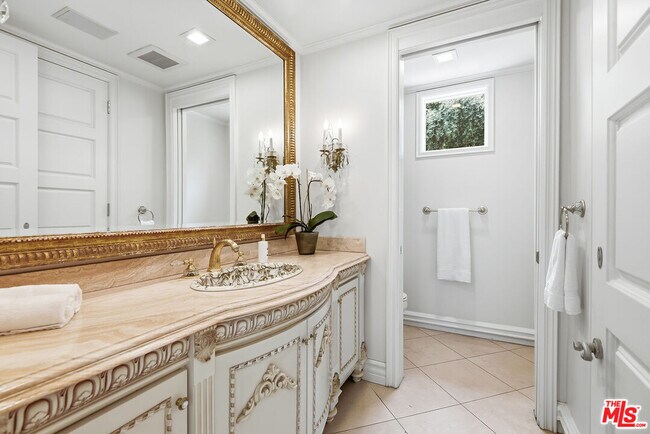 Foto del edificio - 407 Robert Ln