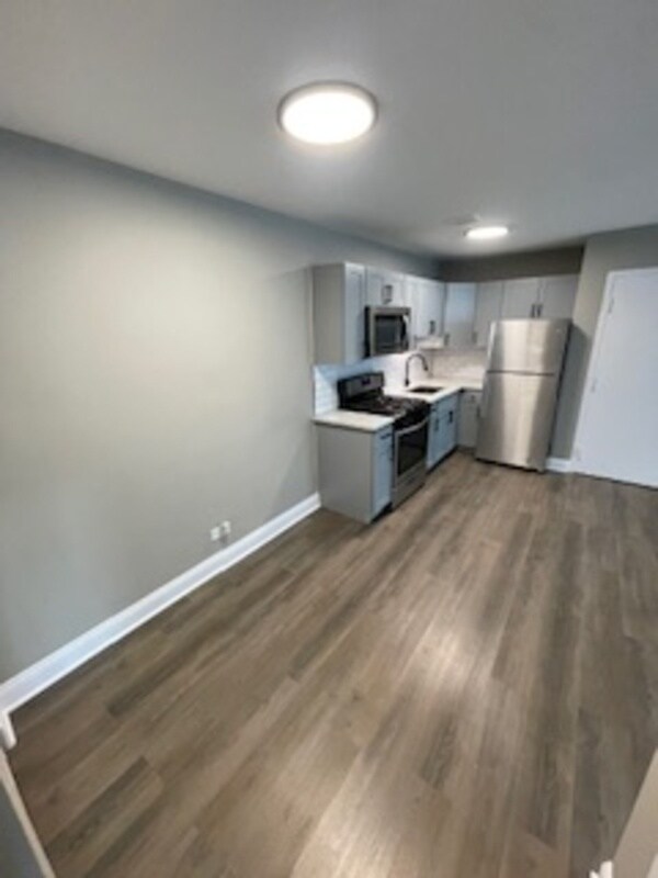 Foto del edificio - 1 N Dryden Pl