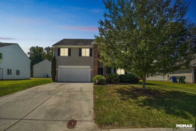 Building Photo - Charming 4BR House in Whitsett