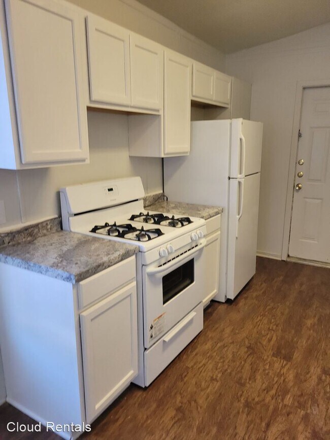 Foto del edificio - 3 br, 1 bath House - 916 EVERGREEN STREET