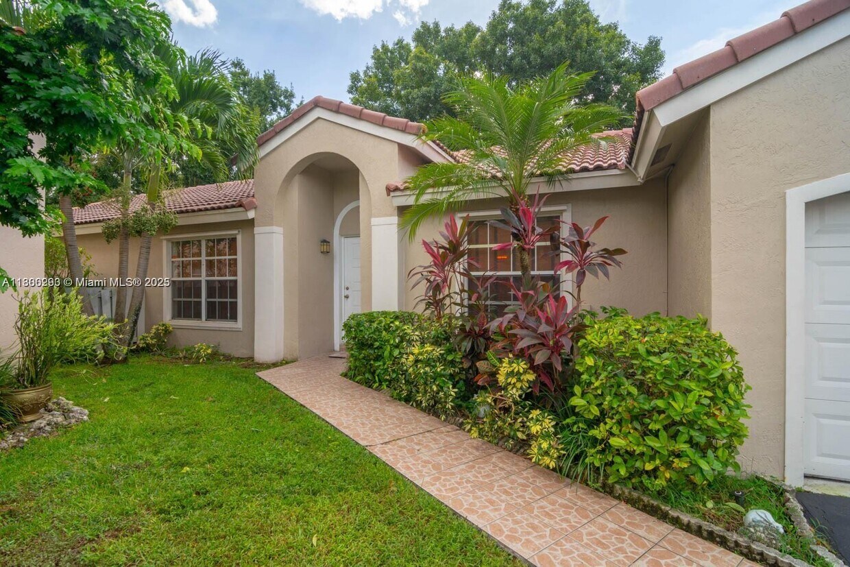 Foto principal - 1217 NW 125th Terrace