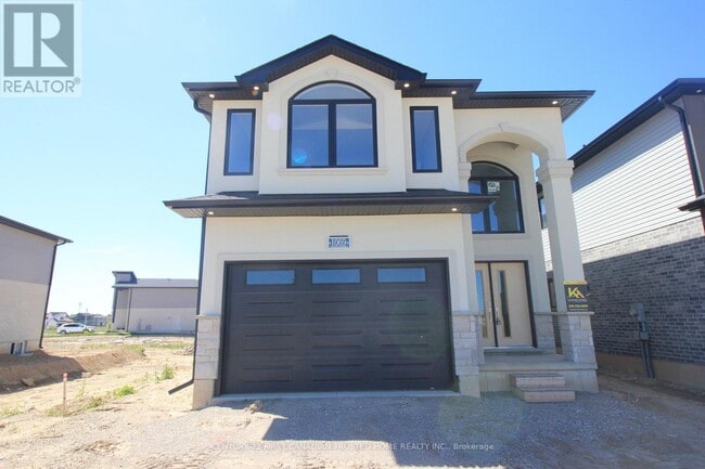Building Photo - 1069 Karenana Rd