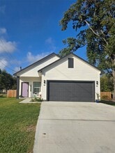 Building Photo - 2118 2nd Ave N