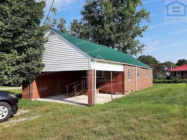 Building Photo - 123 Keaton St