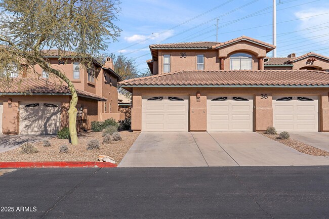 Building Photo - 11500 E Cochise Dr