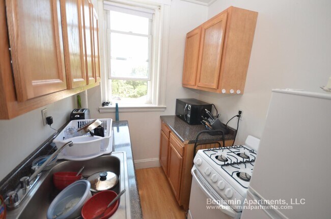 Building Photo - 1179 Boylston St