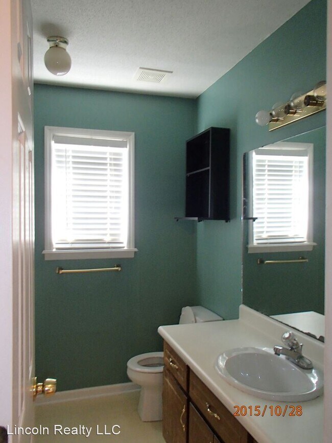 Building Photo - 3 br, 2 bath House - 1748 W Gordon St.