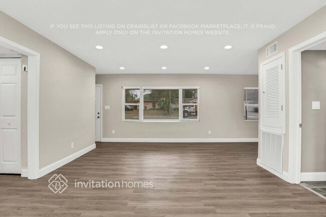 Building Photo - 6825 Ambassador Dr
