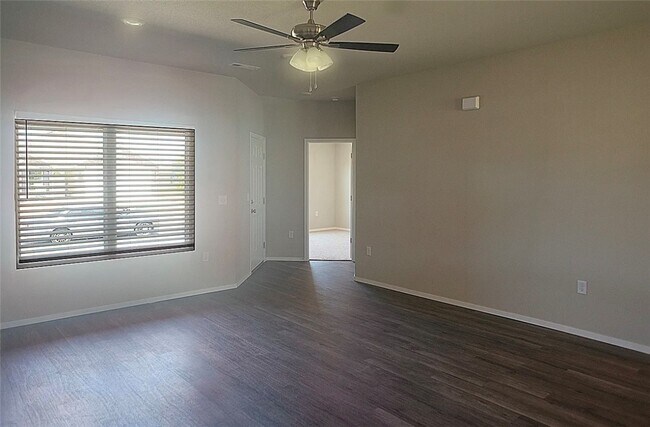 Building Photo - 2987 W McLaren Dr