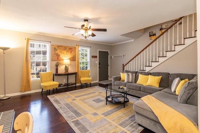 Building Photo - 6107 Highcastle Ct