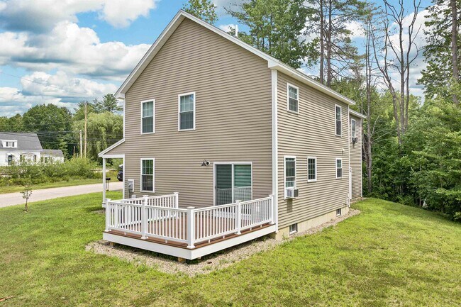 Foto del edificio - 8 Ashuelot Dr