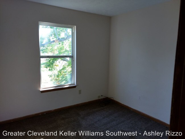 Building Photo - 15209 Lawndale Ave