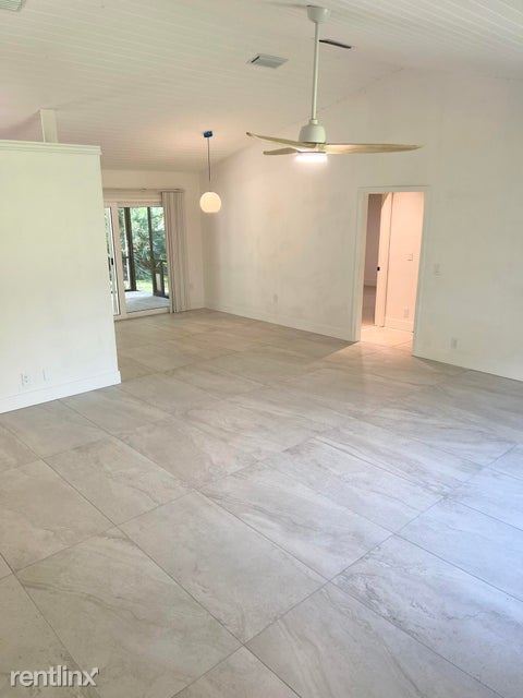 Foto del edificio - 3 br, 2 bath House - 11200 164th Ct N