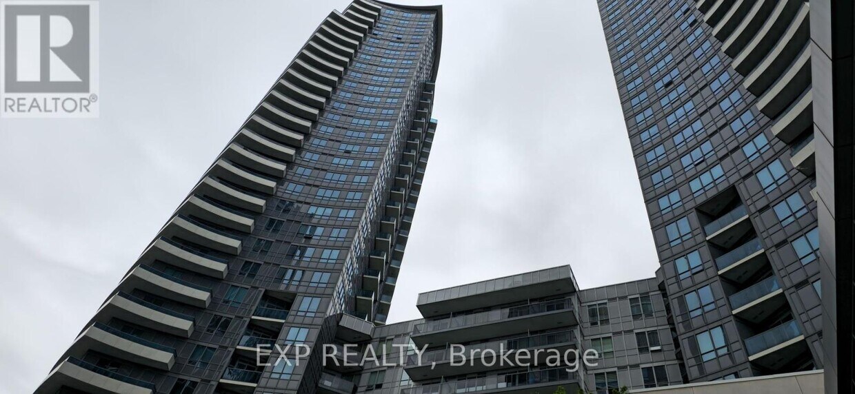 Primary Photo - 7161-7161 Yonge St