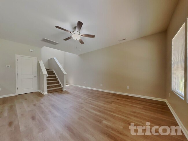 Foto del edificio - 5007 Red Poll Dr