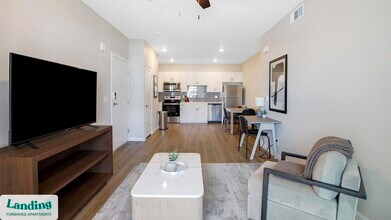 Building Photo - 760 S Boulder Hwy