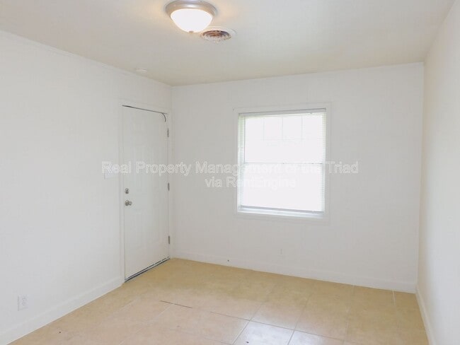 Photo - 1514 Gholson Ave S East Apartment