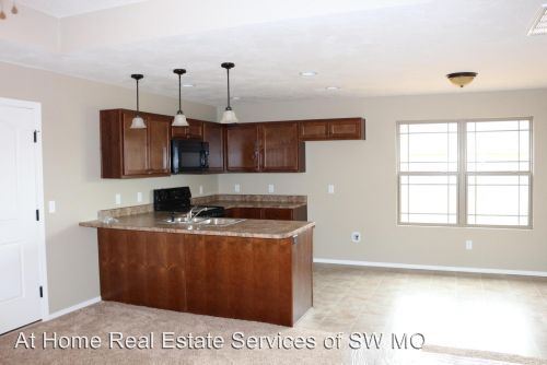 Building Photo - 5594 W Sugar Pine Dr